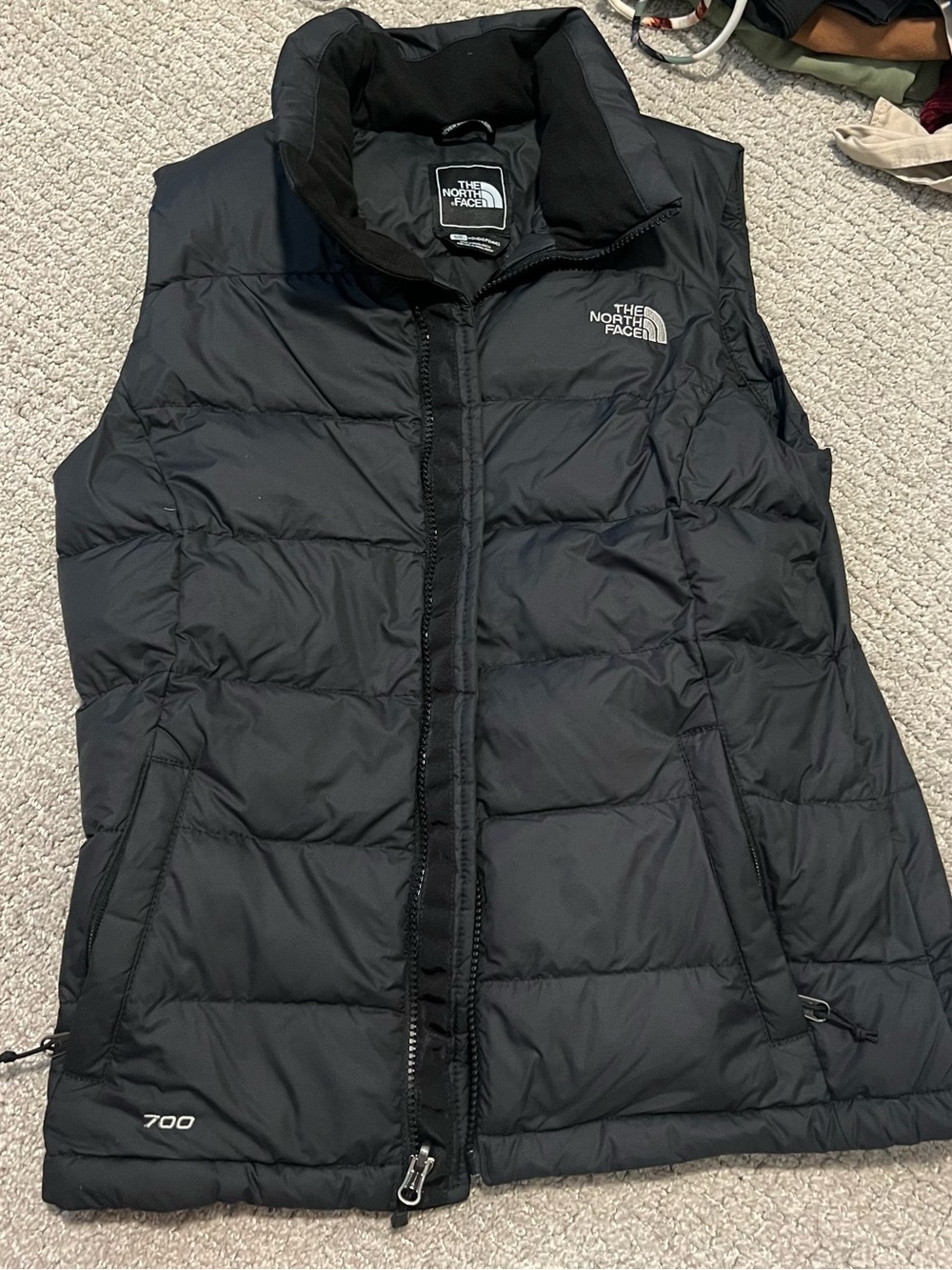 The North Face Women's Black Quilted 700 Down Vest